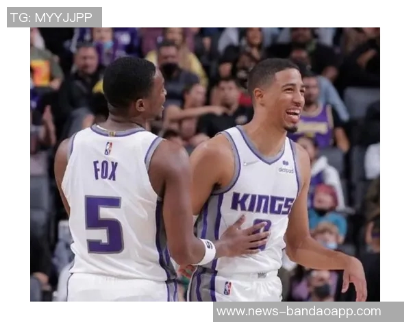 哈珀表现出色6投4中贡献9分3助攻正负值全队最高达到20分